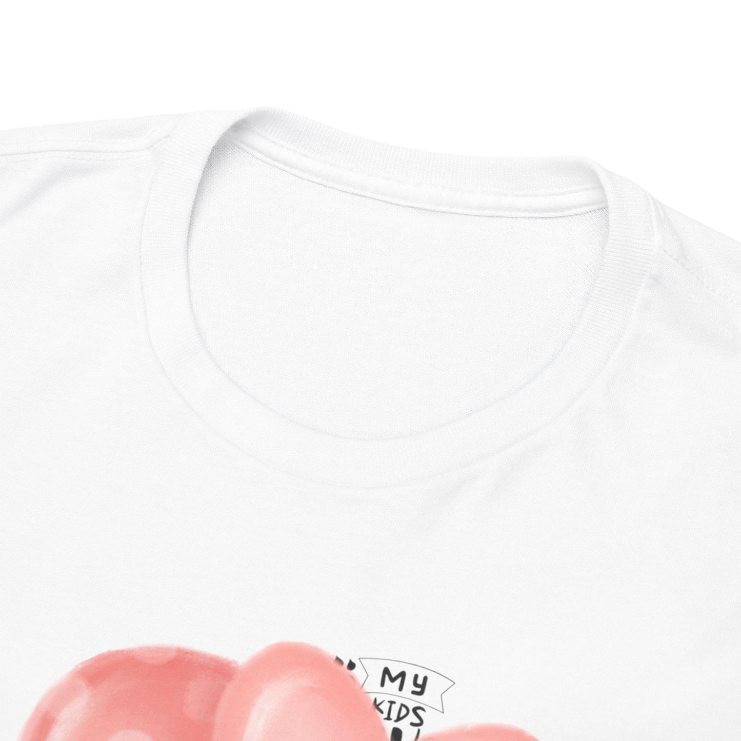 Adorable Cat Lover Tee Cute Kitten with Balloons Design T-shirt, Perfect for Cat Enthusiasts, Birthday, Gifts, Animal Lovers, Everyday Wear