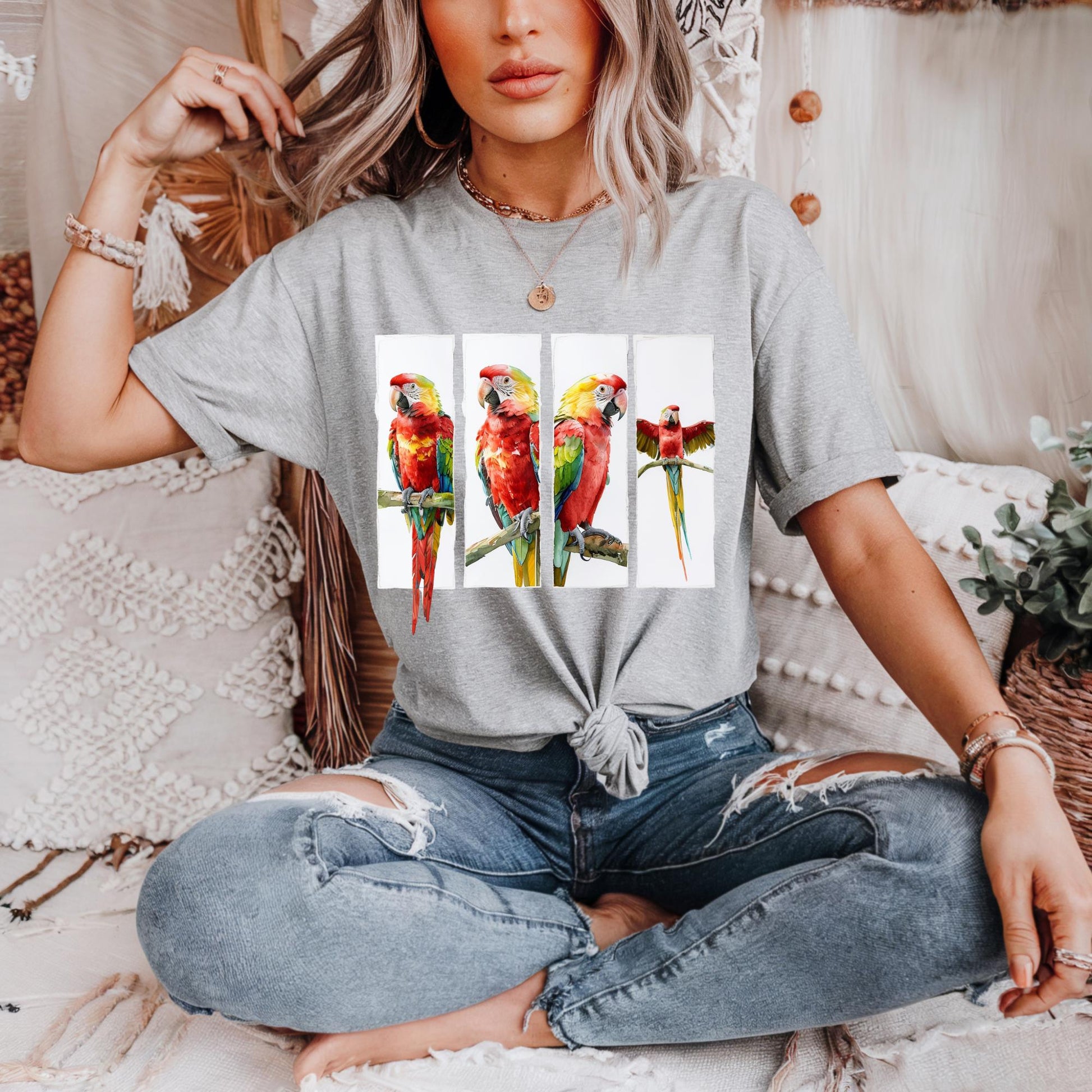 Vibrant Tropical Parrot Graphic Tee Casual Wear Bird Lover Gift Nature T Shirt Summer Outing Eco Friendly Fashion Colorful Avian Graphic