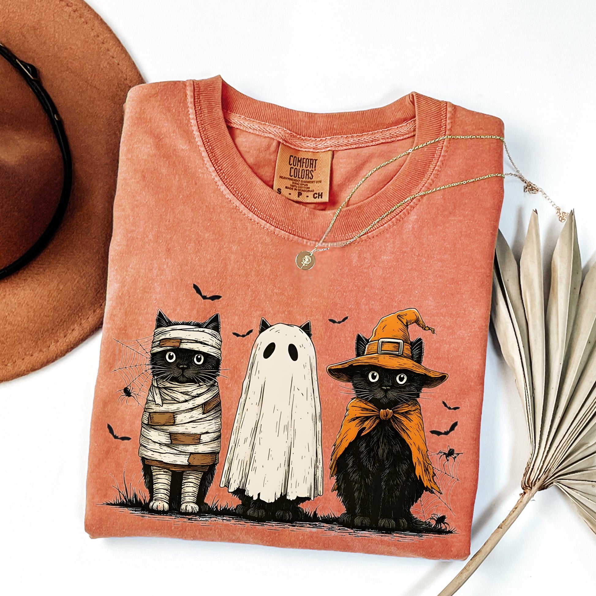 Comfort Colors® Cat Shirt, Black Cat Pumpkin Sweatshirt, Retro halloween T Shirt, Gothic Halloween Cat Mama Shirt, Black Cat shirt