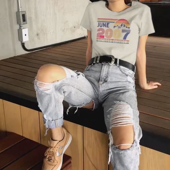 18th Birthday Retro Shirt 2007 Birthday Sweatshirt Gift 2007 Bday Year Number Hoodie for Women Men Birthday Tee For Daughter Or Son