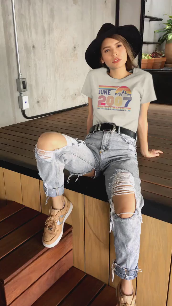 18th Birthday Retro Shirt 2007 Birthday Sweatshirt Gift 2007 Bday Year Number Hoodie for Women Men Birthday Tee For Daughter Or Son